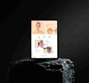 Sunglasses & Eyeglasses Store