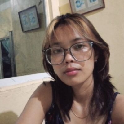 Izza Kaye Borcillo